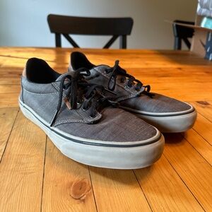VANS Low Top Grey Chambray Canvas Skate Sneakers Men’s Size 9